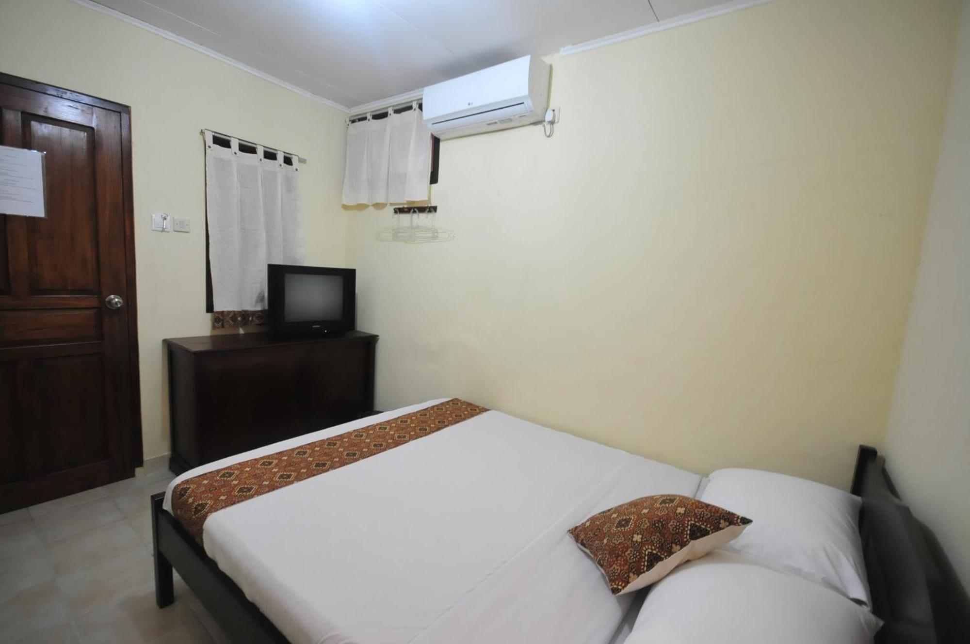 Andrea Hotel Yogyakarta Exterior foto